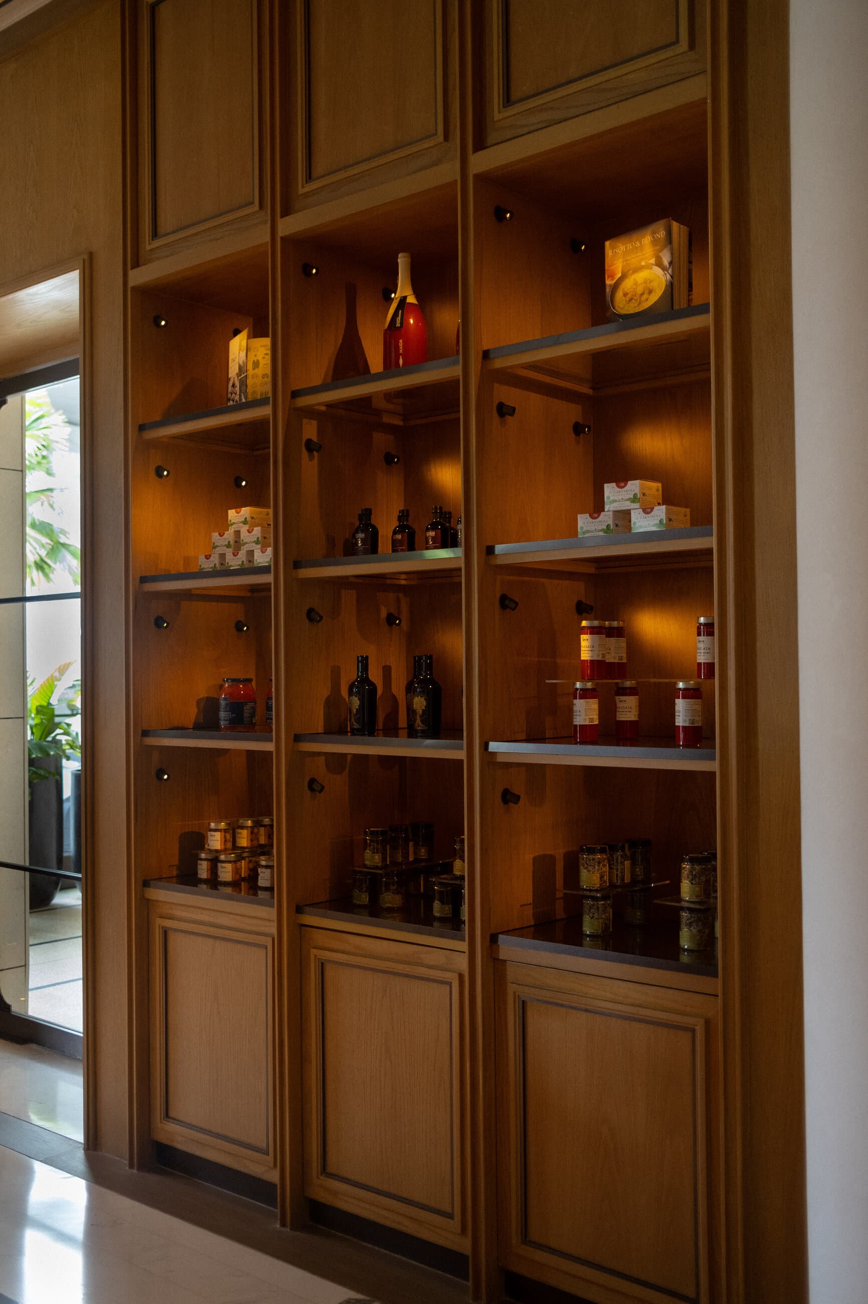 Four Seasons Bangkok, photographed by Carter Beau Studio, frame 16